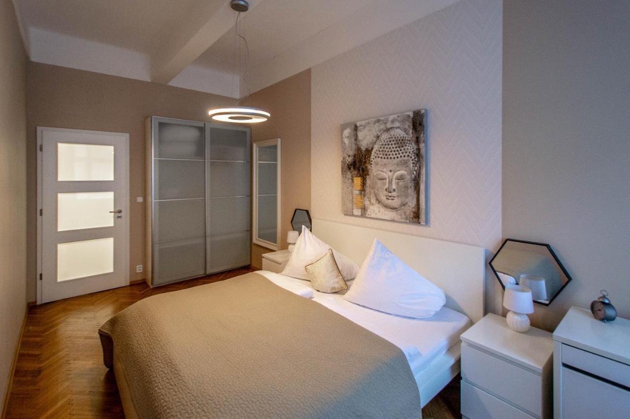 Design Apartment By Ruterra Prague Luaran gambar